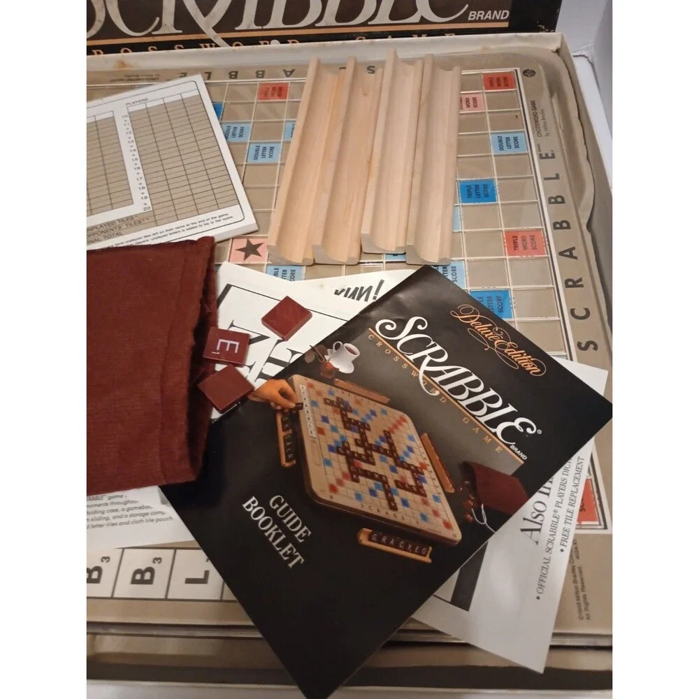 Scrabble Deluxe Edition Board Game Crossword Rotating Board 4034 1989 Complete
